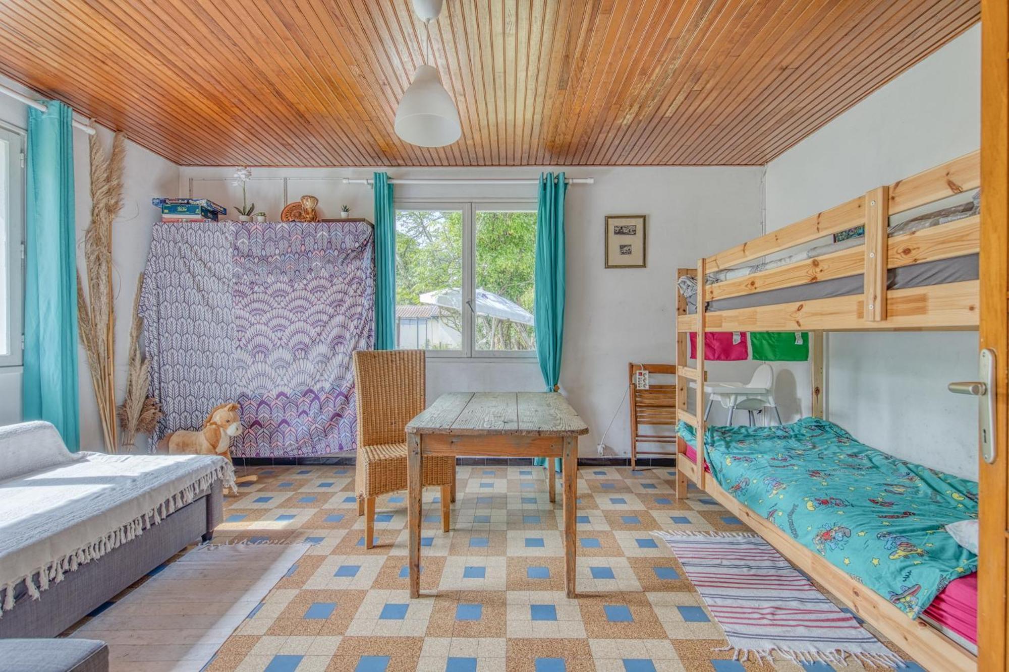 Petite Maison Rustique Et Atypique Hourtin Luaran gambar